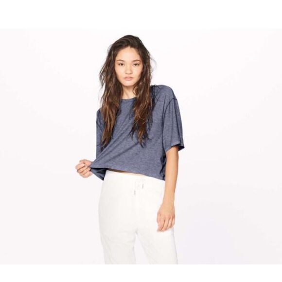 Lululemon Size Medium Intended Short Sleeve Heather Cobalt Crop Top Open Back - Picture 2 of 8